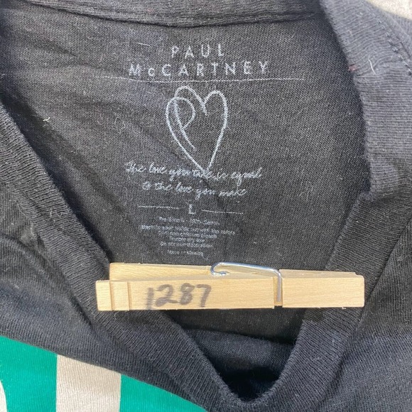 Paul McCartney Out There Graphic Tee Thrifted Vintage Style Size L - Picture 11 of 11